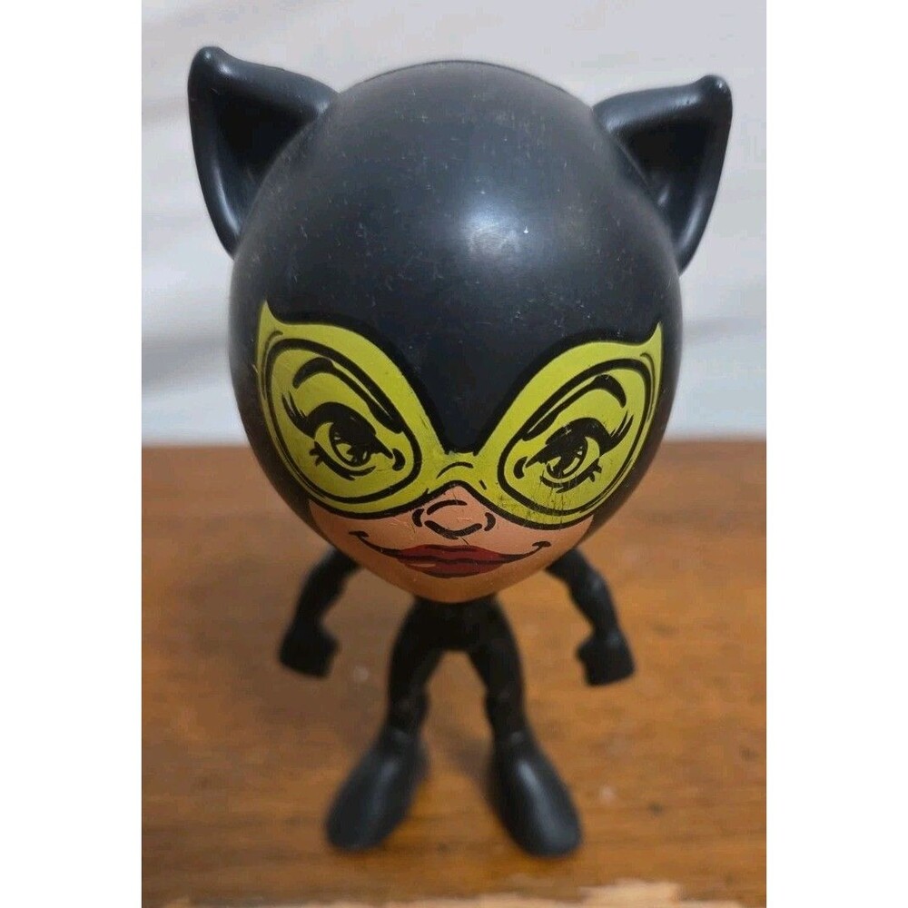 Sonic Wacky Pack Catwoman Figure Toy Meal Surprise 2021